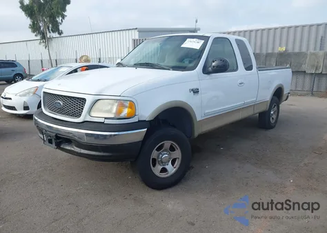 2000 Ford F-150 Lariat/Work Series/Xl/Xlt из США, поврежденный, VIN 1FTRX17W2YKA75821